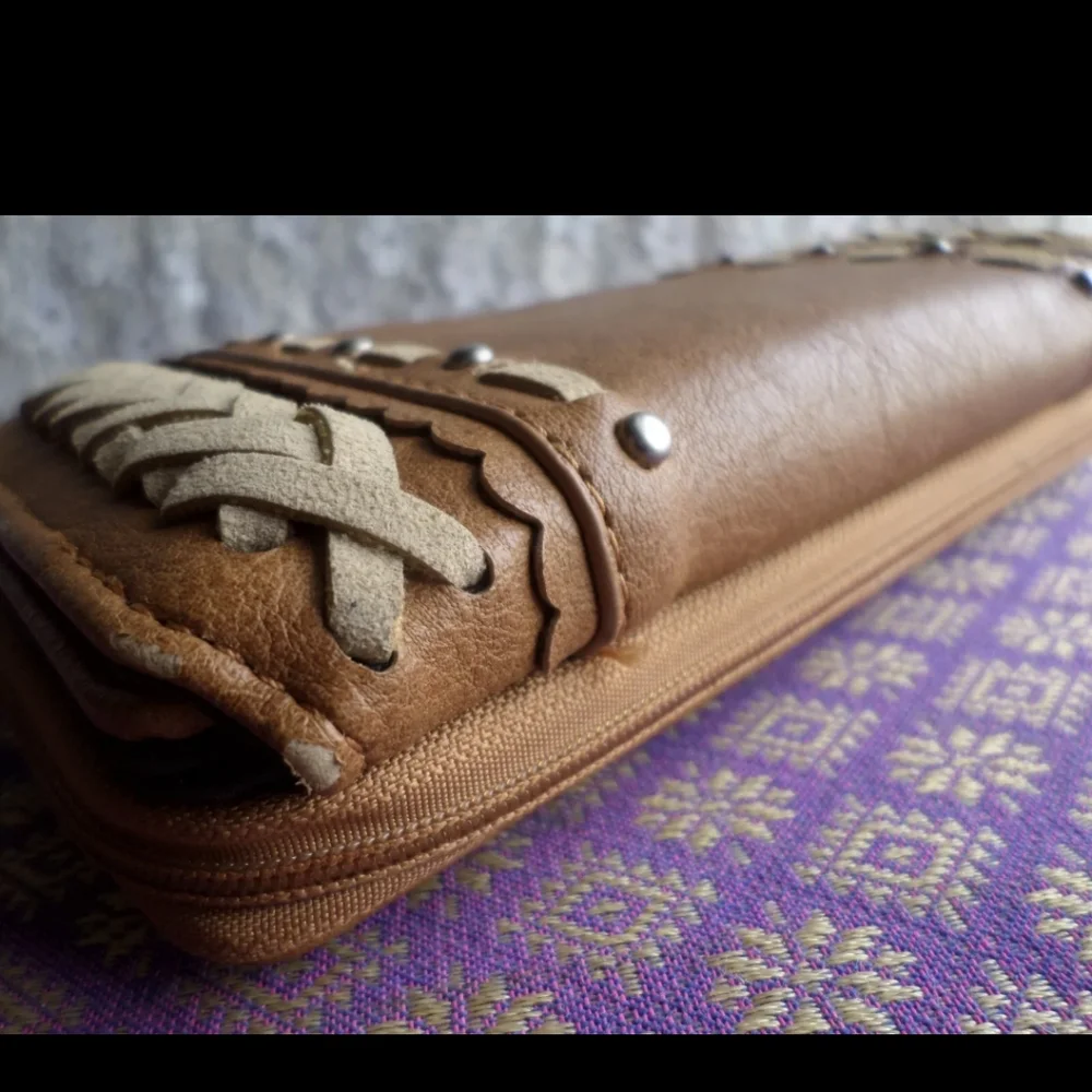 Montana West brown leather zip & snap close wallet braided detail - Picture 4 of 10